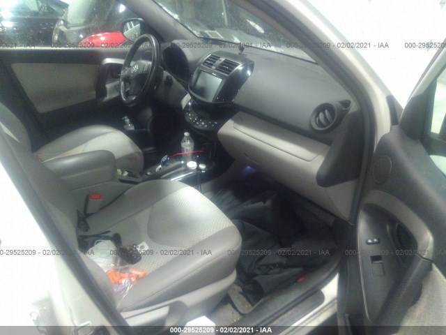 Photo 4 VIN: 2T3YL4DV4CW001451 - TOYOTA RAV4-EV 