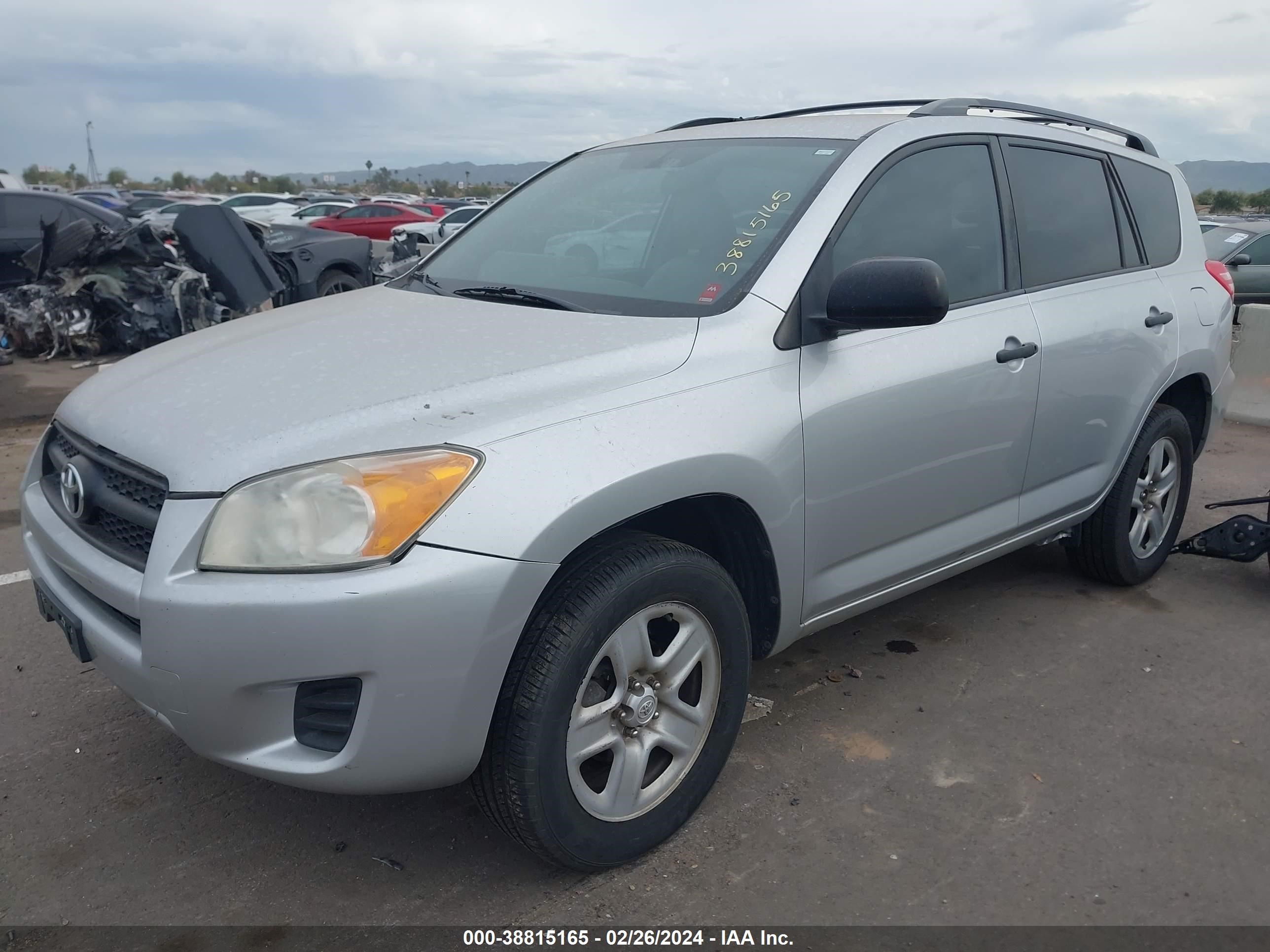 Photo 1 VIN: 2T3ZF33V09W015749 - TOYOTA RAV 4 