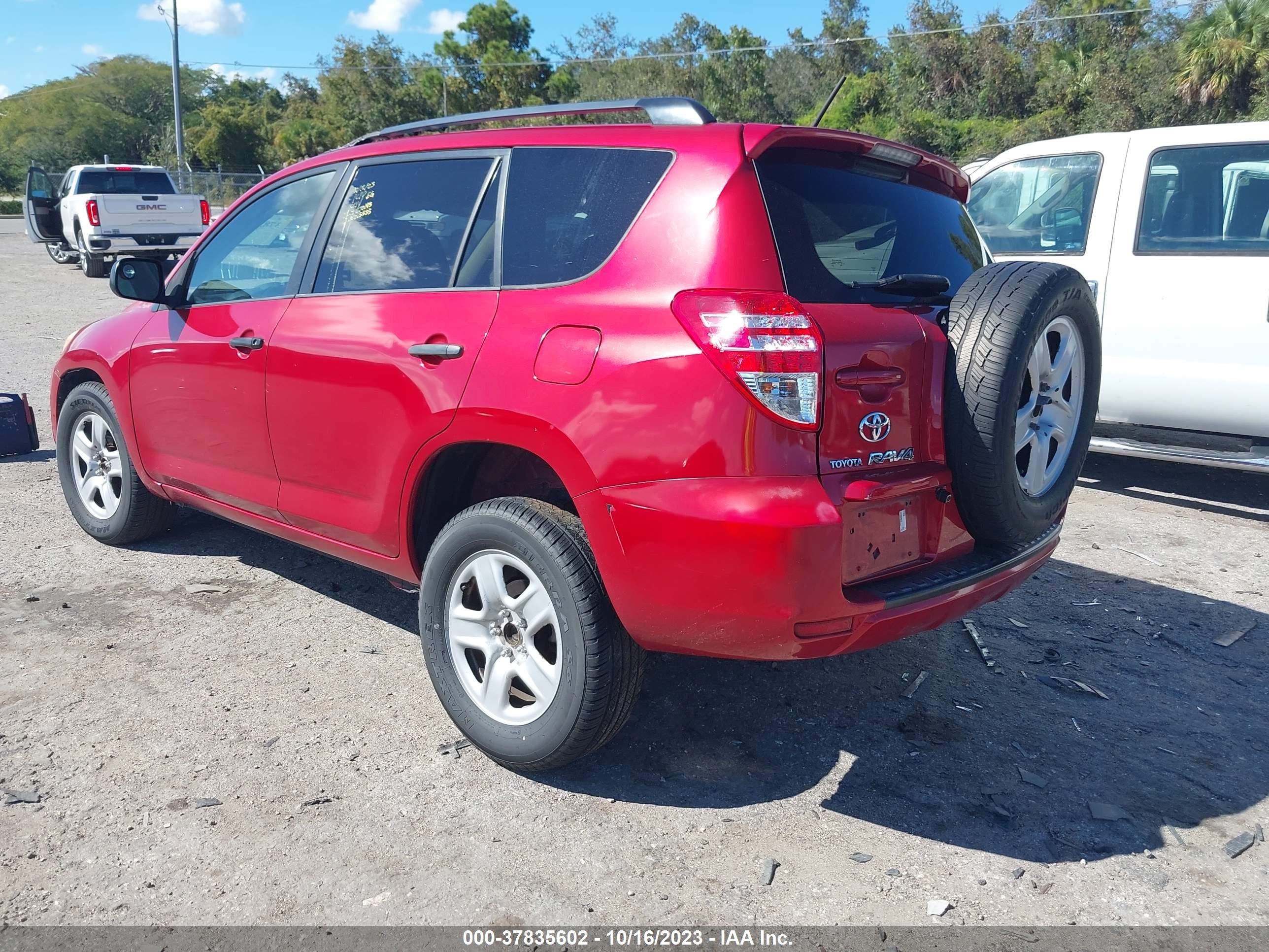 Photo 2 VIN: 2T3ZF33V39W015535 - TOYOTA RAV 4 