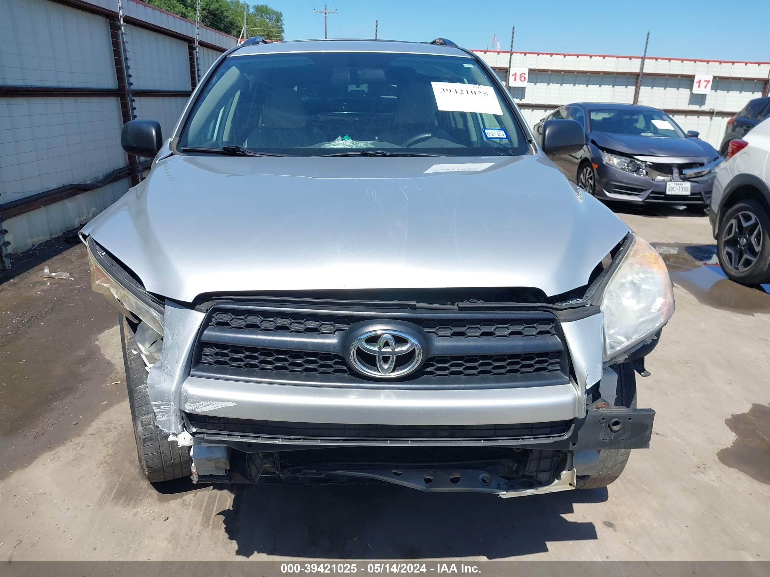 Photo 12 VIN: 2T3ZF33V79W014484 - TOYOTA RAV 4 