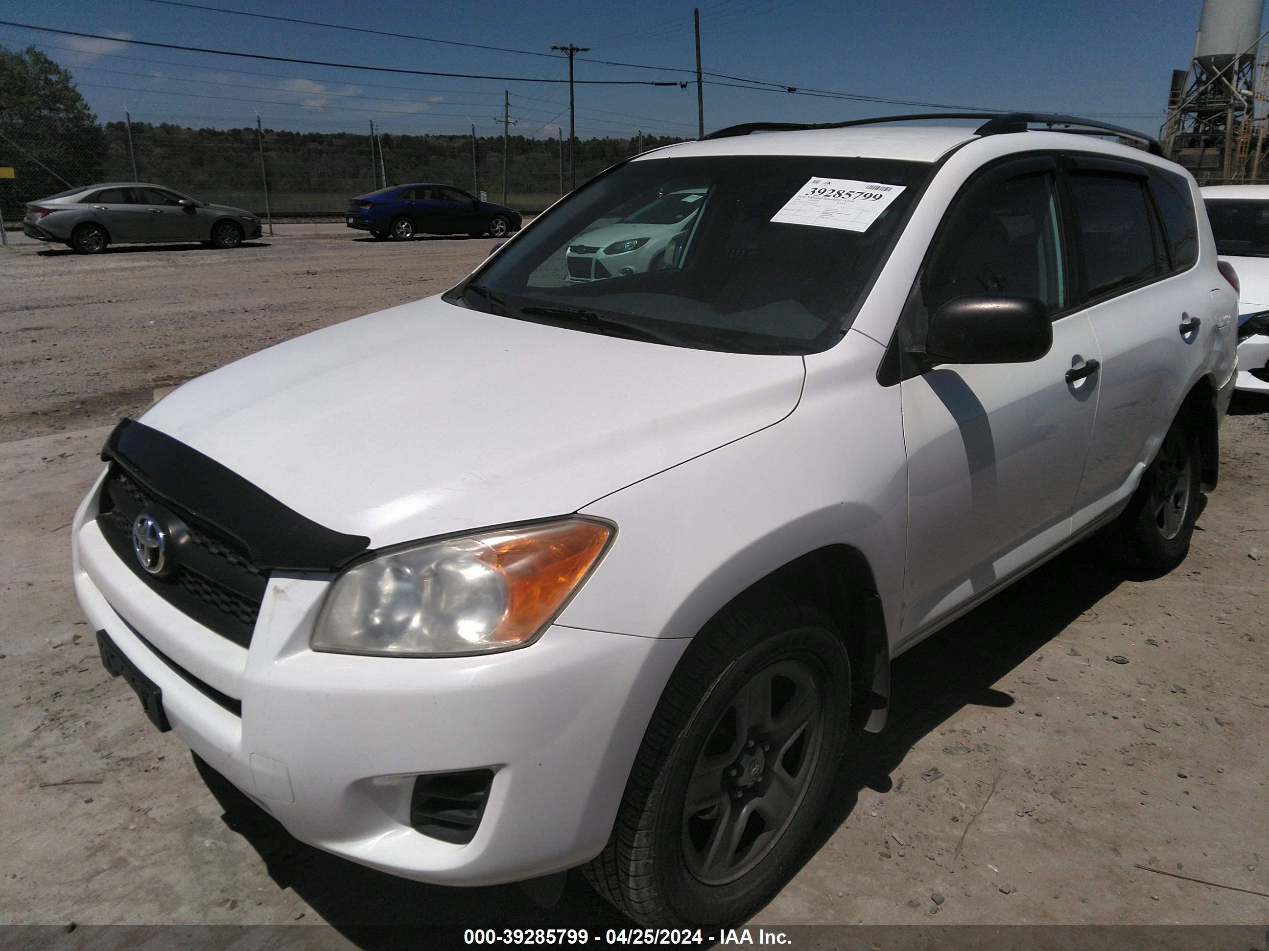 Photo 1 VIN: 2T3ZF33VX9W008419 - TOYOTA RAV 4 