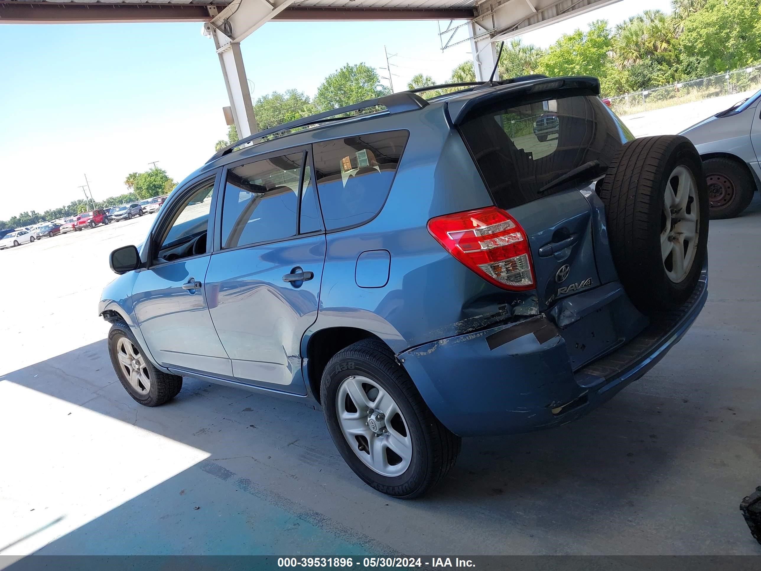 Photo 13 VIN: 2T3ZF4DV2AW022842 - TOYOTA RAV 4 