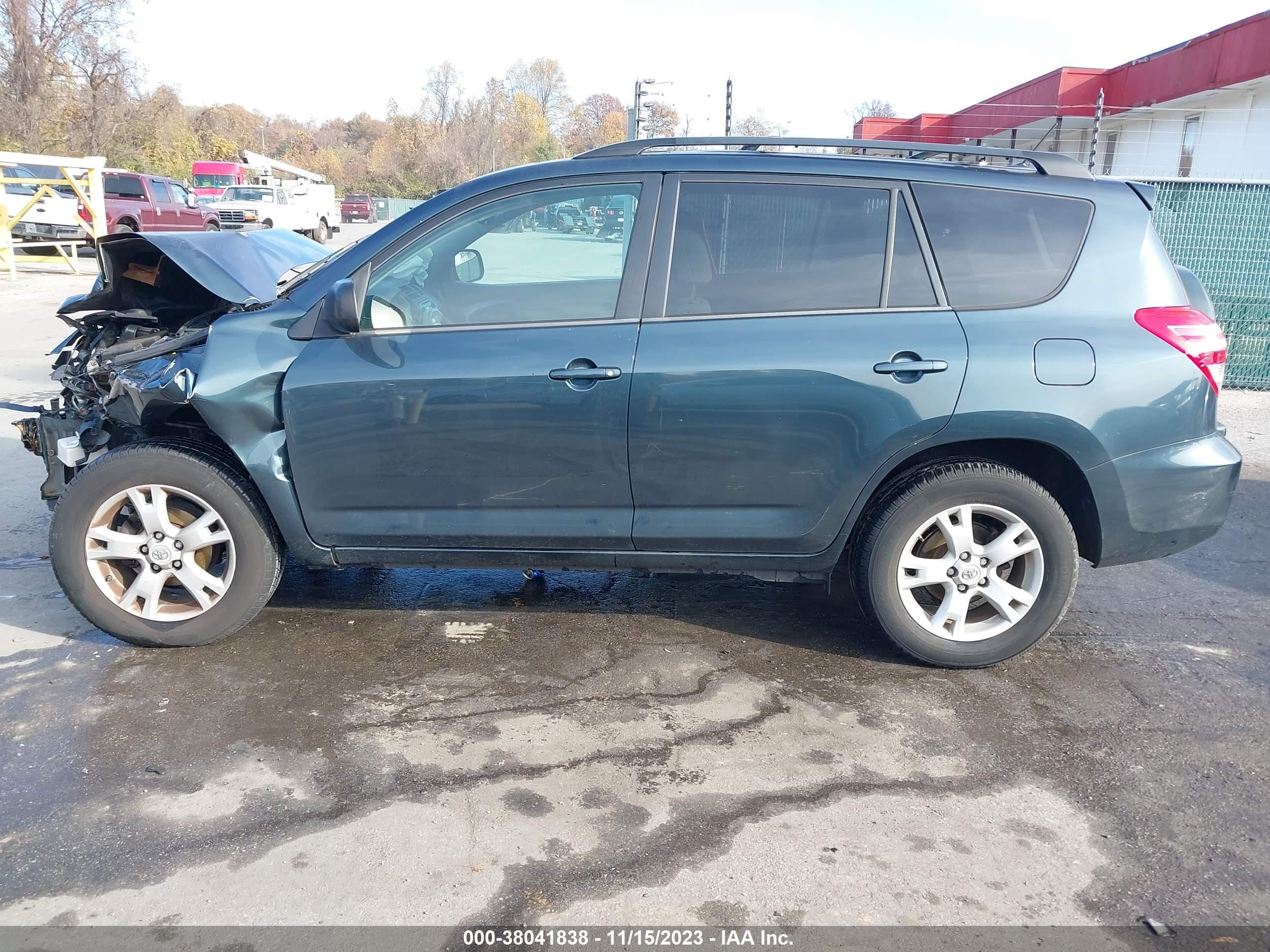 Photo 14 VIN: 2T3ZF4DV3CW142653 - TOYOTA RAV 4 