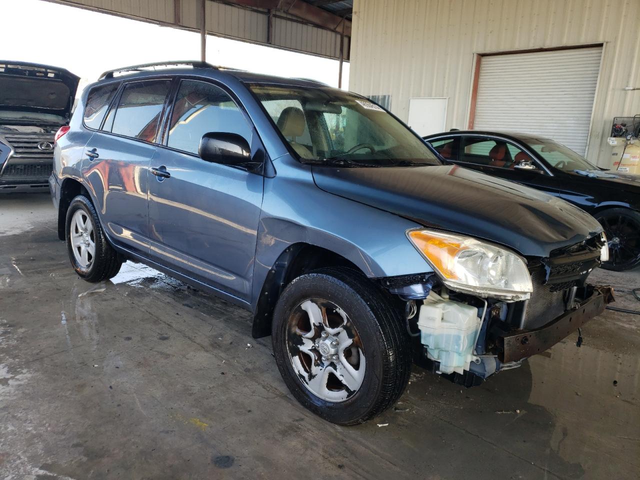 Photo 3 VIN: 2T3ZF4DV4BW080808 - TOYOTA RAV 4 