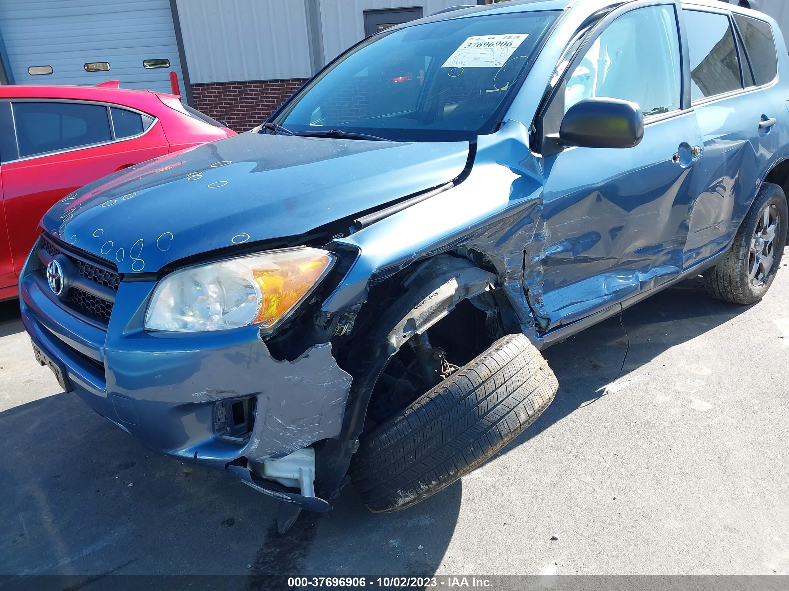 Photo 5 VIN: 2T3ZF4DV4BW095762 - TOYOTA RAV 4 