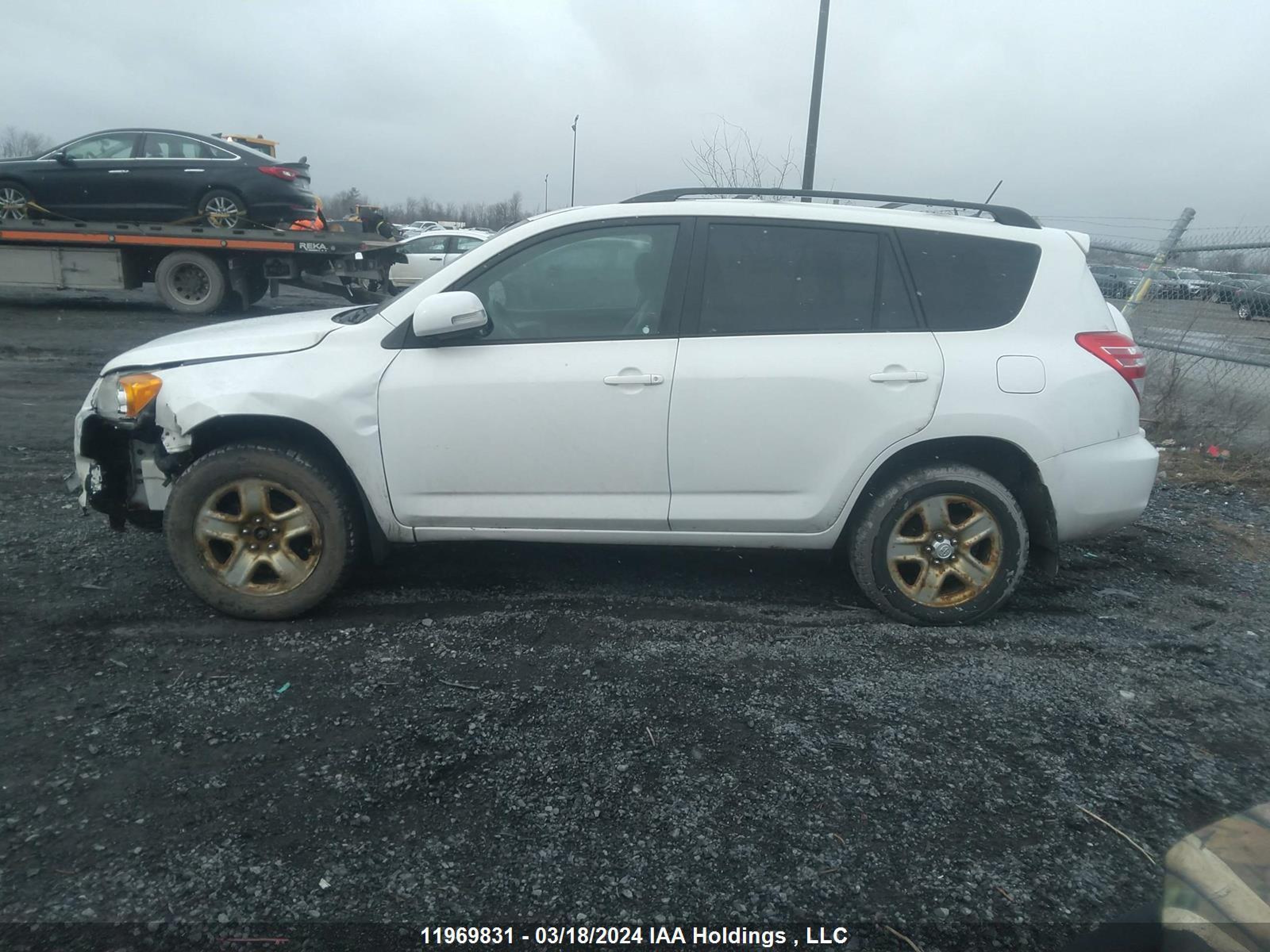 Photo 13 VIN: 2T3ZF4DV6BW089798 - TOYOTA RAV 4 