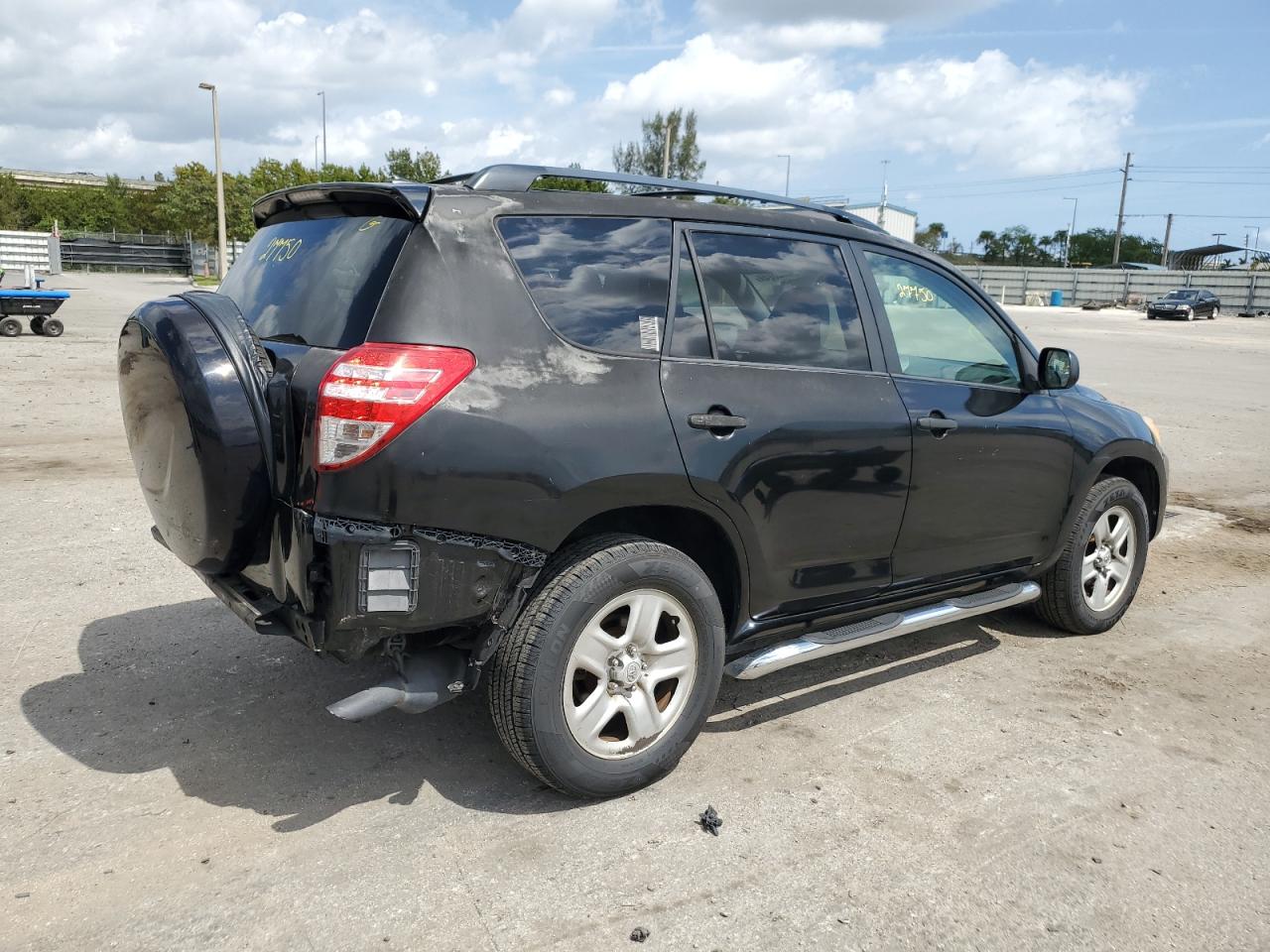 Photo 2 VIN: 2T3ZF4DV6BW105885 - TOYOTA RAV 4 