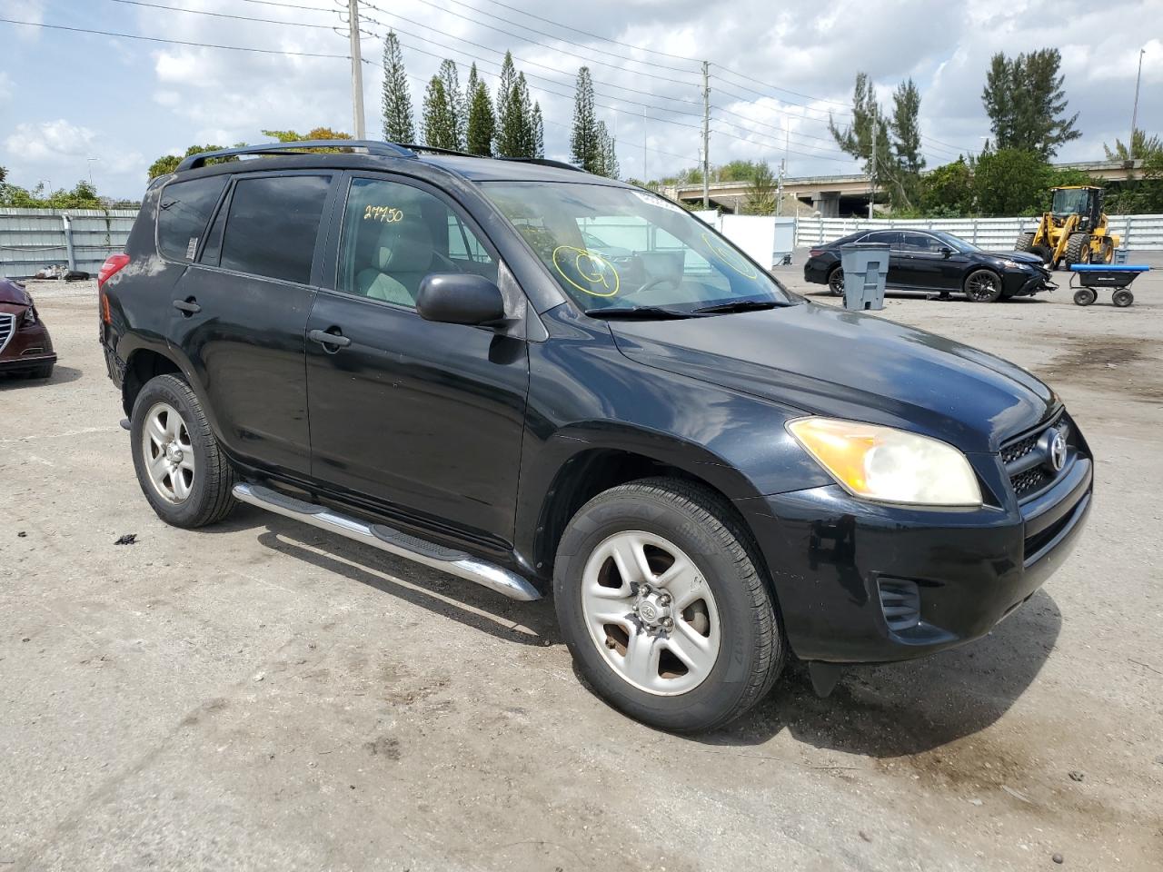 Photo 3 VIN: 2T3ZF4DV6BW105885 - TOYOTA RAV 4 