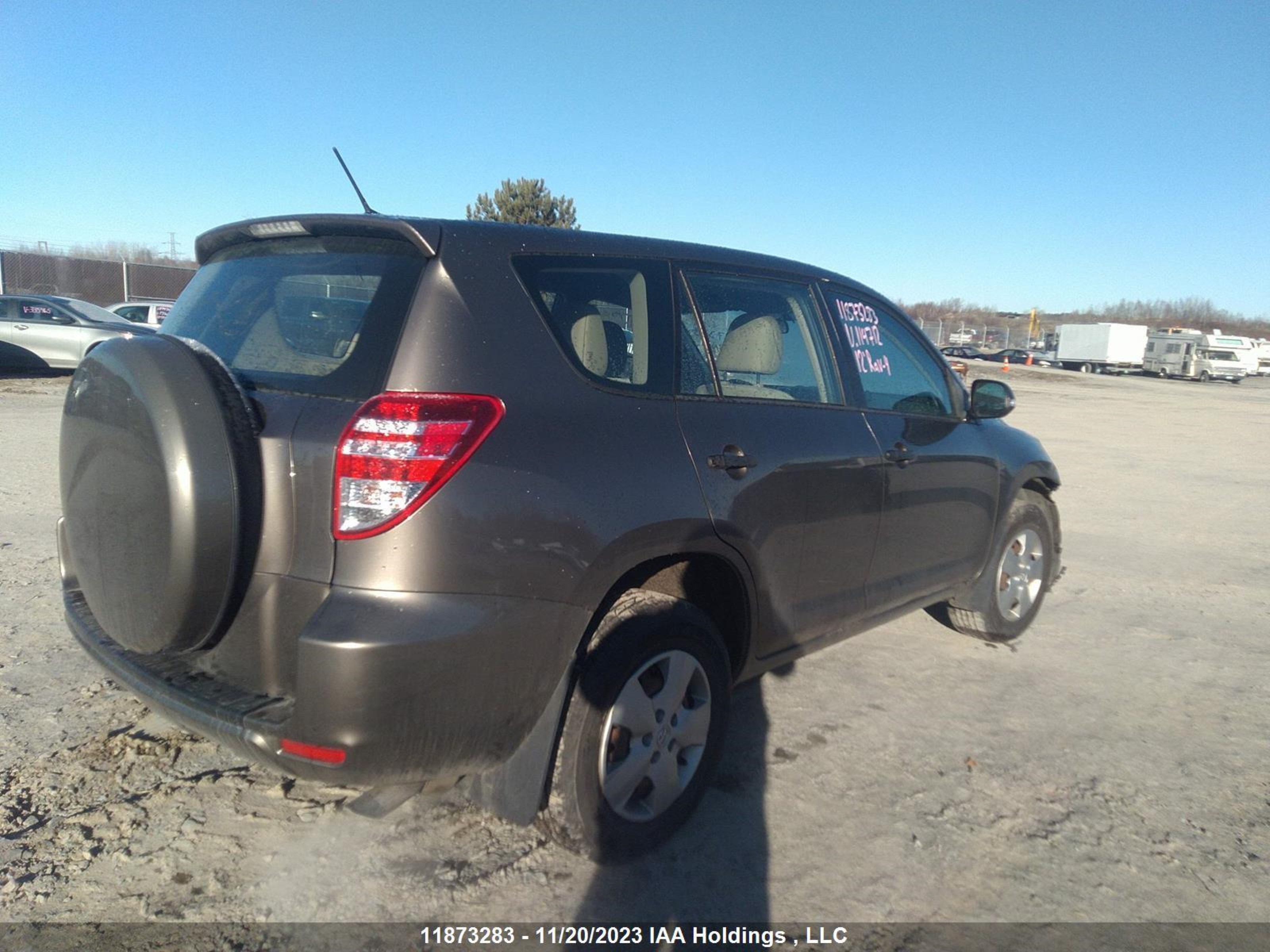 Photo 3 VIN: 2T3ZF4DV7CW114712 - TOYOTA RAV 4 