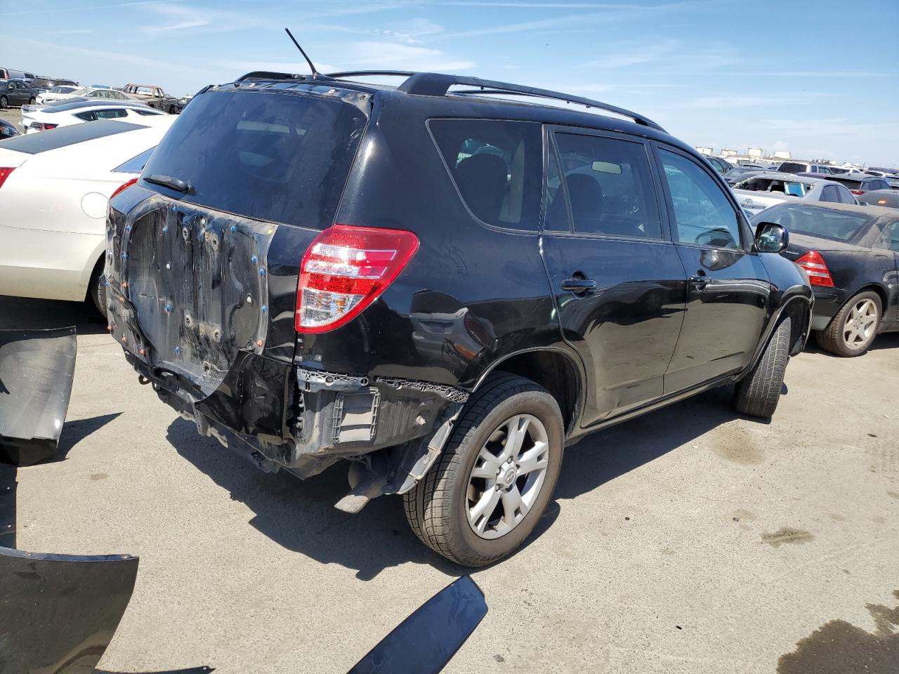 Photo 2 VIN: 2T3ZF4DV9BW102270 - TOYOTA RAV 4 