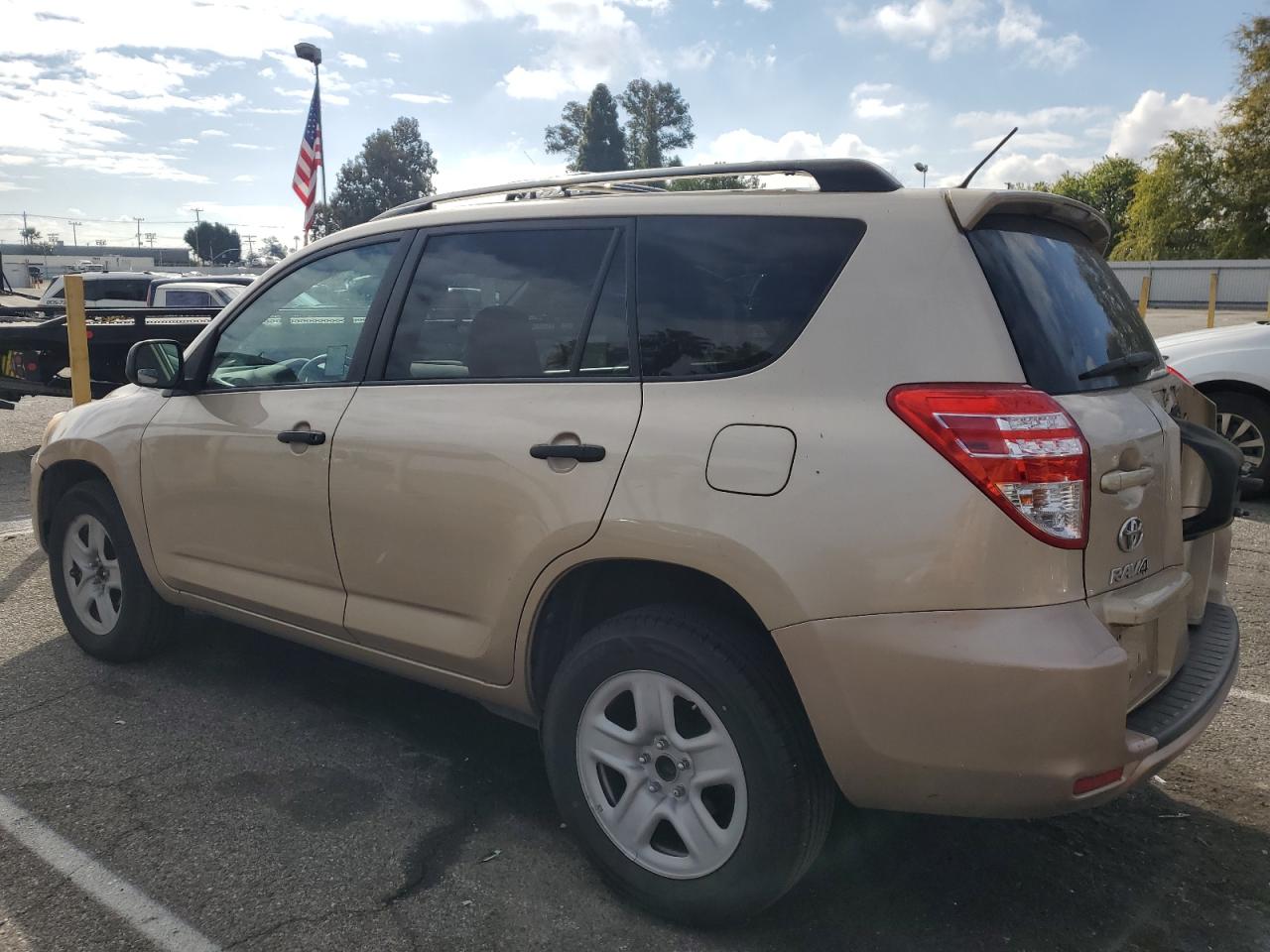 Photo 1 VIN: 2T3ZF4DVXCW130533 - TOYOTA RAV 4 