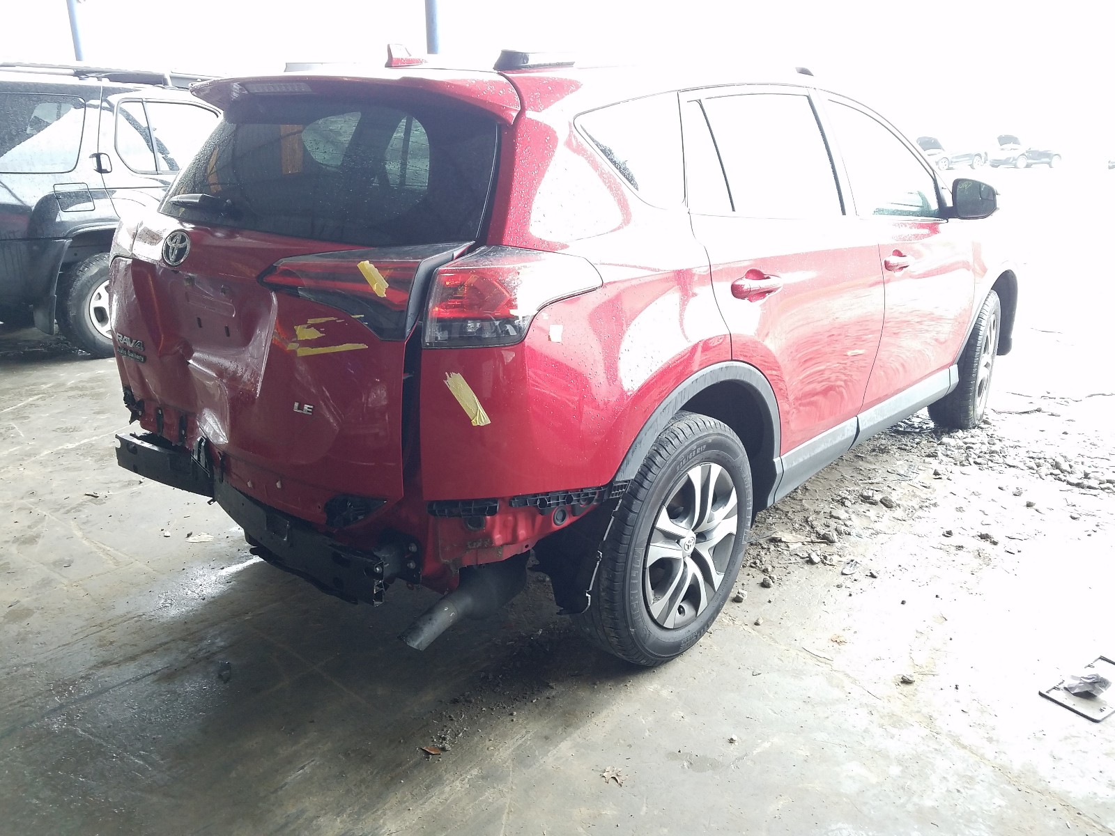 Photo 3 VIN: 2T3ZFREV0GW246020 - TOYOTA RAV4 LE 