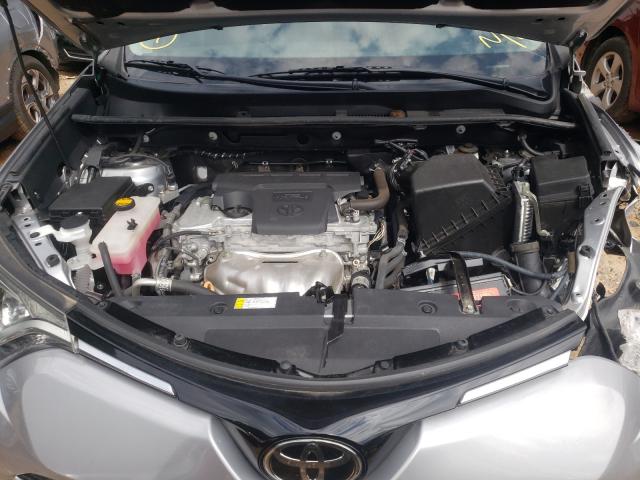 Photo 6 VIN: 2T3ZFREV0HW348595 - TOYOTA RAV4 LE 