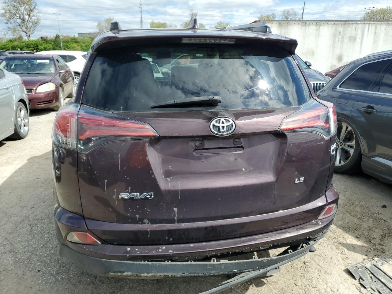 Photo 5 VIN: 2T3ZFREV0HW398011 - TOYOTA RAV 4 