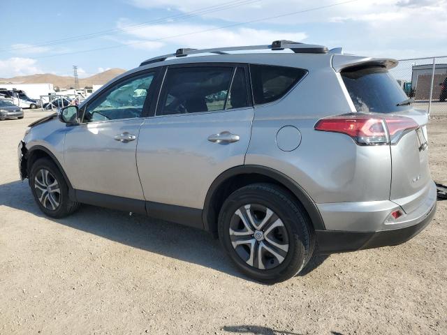 Photo 1 VIN: 2T3ZFREV0JW408946 - TOYOTA RAV4 LE 