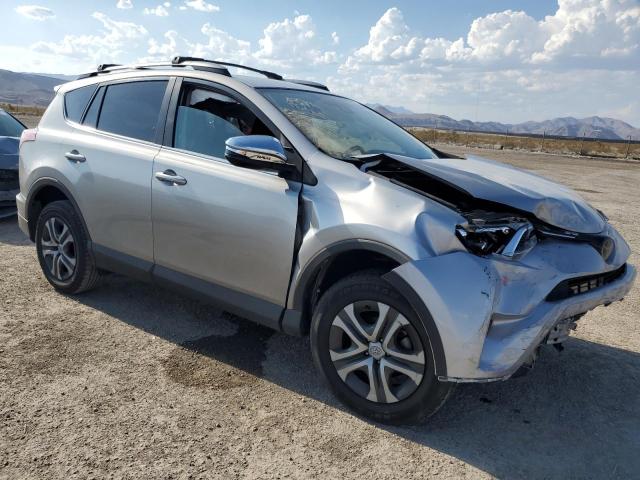 Photo 3 VIN: 2T3ZFREV0JW408946 - TOYOTA RAV4 LE 