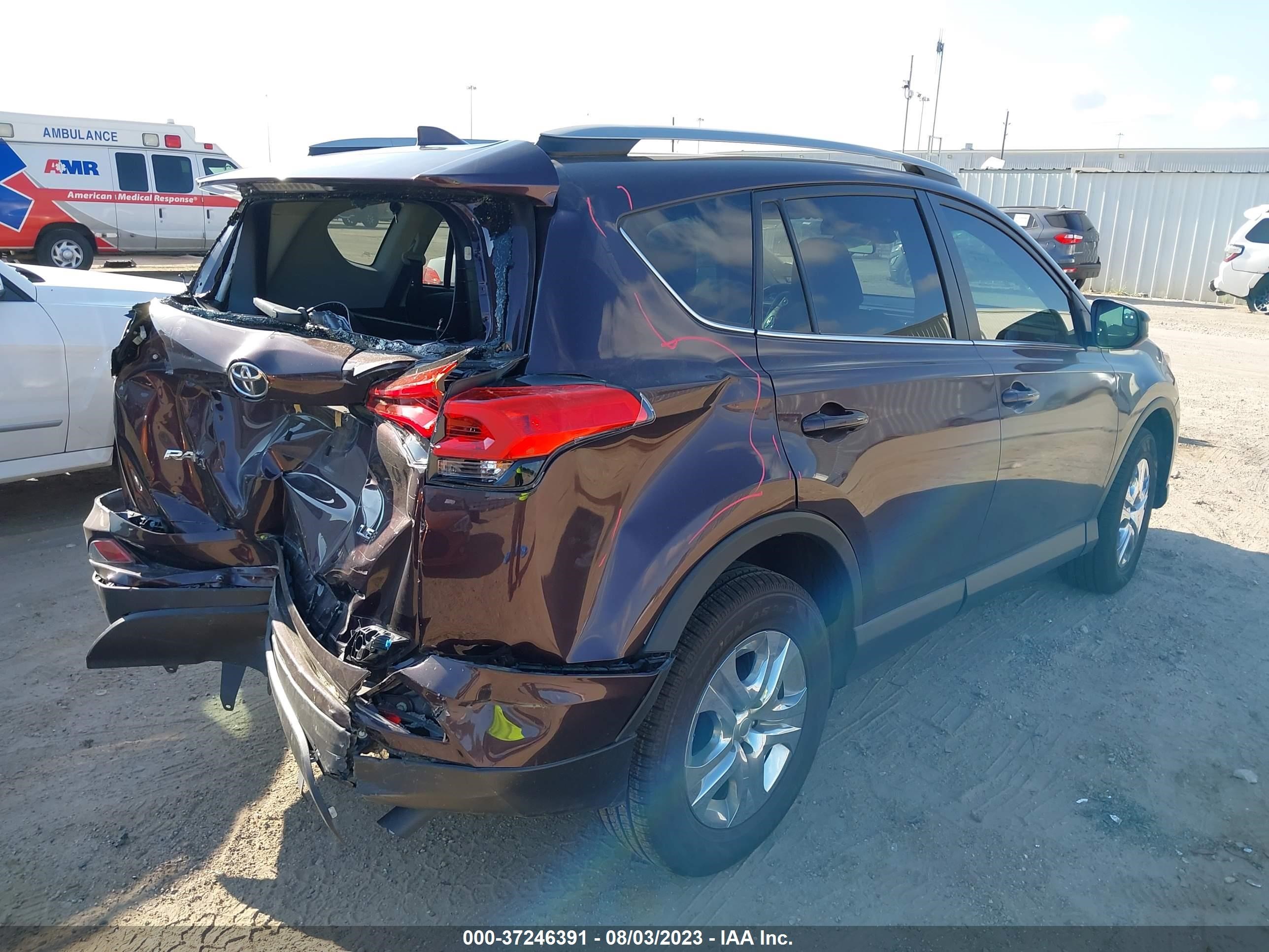 Photo 3 VIN: 2T3ZFREV0JW505094 - TOYOTA RAV 4 