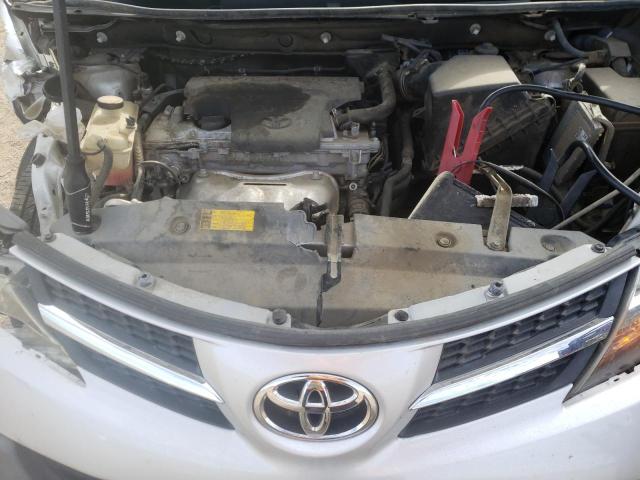 Photo 6 VIN: 2T3ZFREV1EW098649 - TOYOTA RAV4 LE 