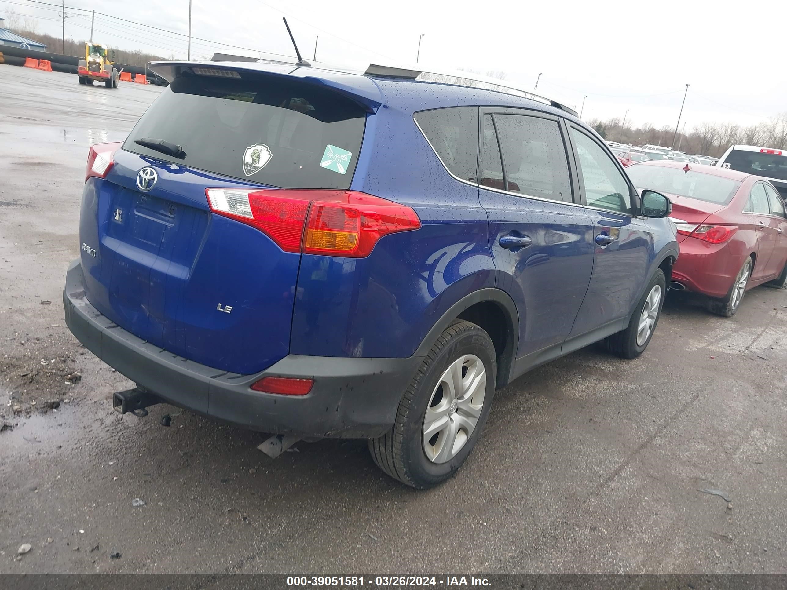 Photo 3 VIN: 2T3ZFREV1EW128166 - TOYOTA RAV 4 