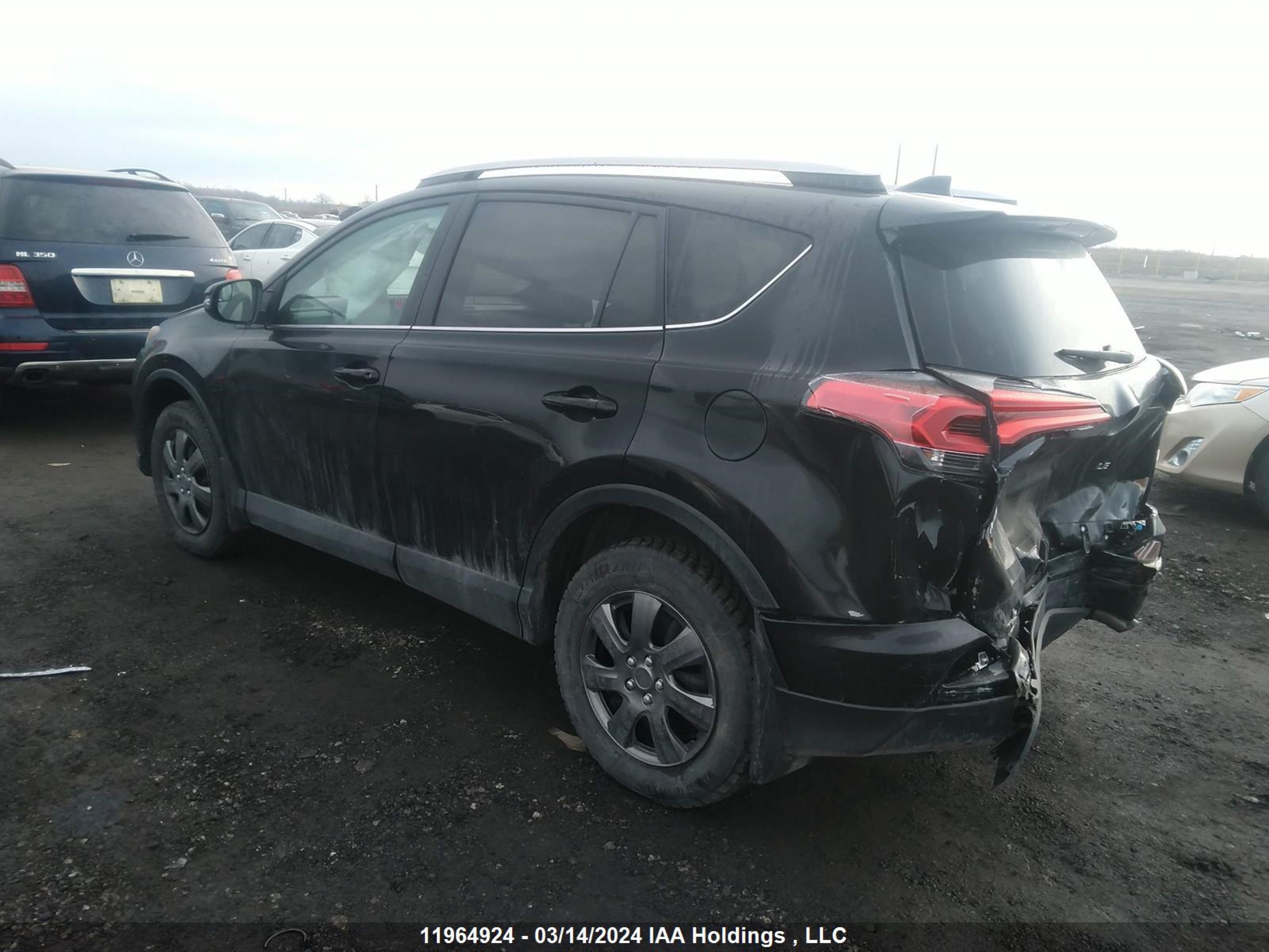 Photo 2 VIN: 2T3ZFREV1HW373960 - TOYOTA RAV 4 