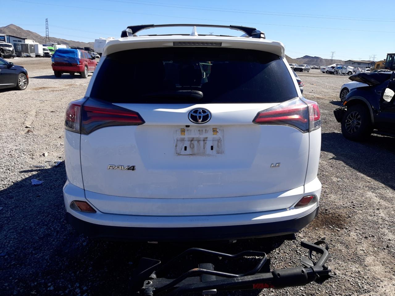 Photo 5 VIN: 2T3ZFREV1JW456116 - TOYOTA RAV 4 