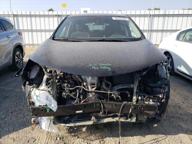 Photo 4 VIN: 2T3ZFREV1JW479511 - TOYOTA RAV4 LE 