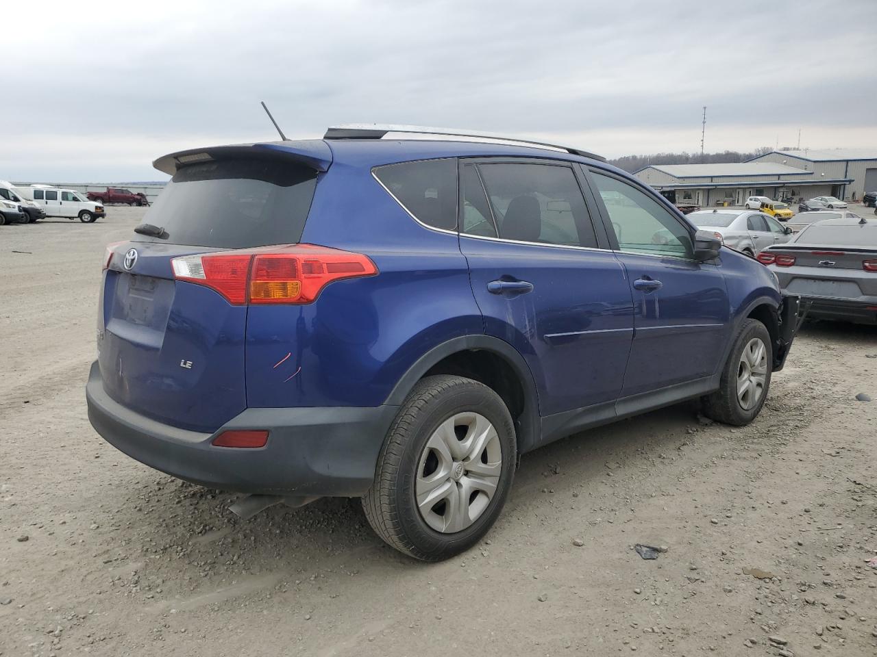 Photo 2 VIN: 2T3ZFREV2FW162313 - TOYOTA RAV 4 