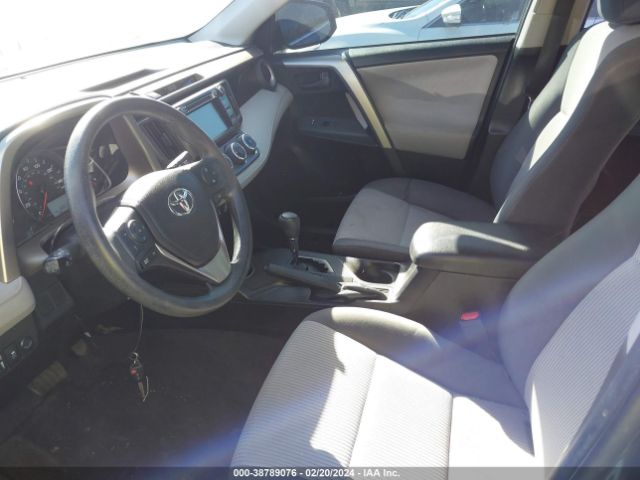 Photo 4 VIN: 2T3ZFREV2FW227175 - TOYOTA RAV4 