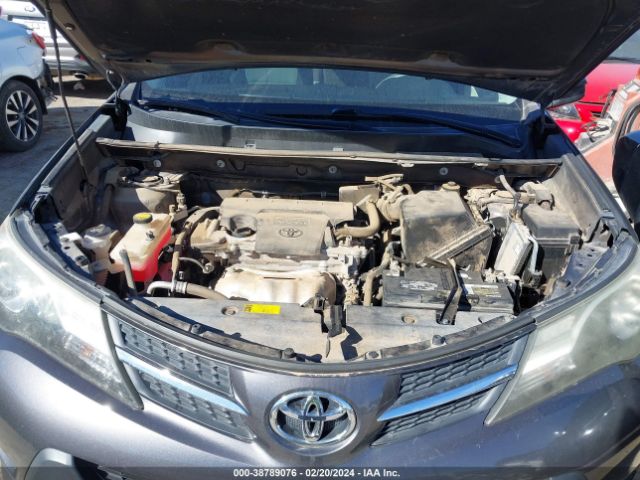 Photo 9 VIN: 2T3ZFREV2FW227175 - TOYOTA RAV4 