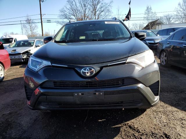 Photo 4 VIN: 2T3ZFREV2HW392839 - TOYOTA RAV4 LE 