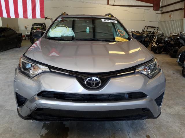 Photo 8 VIN: 2T3ZFREV2HW405198 - TOYOTA RAV4 LE 