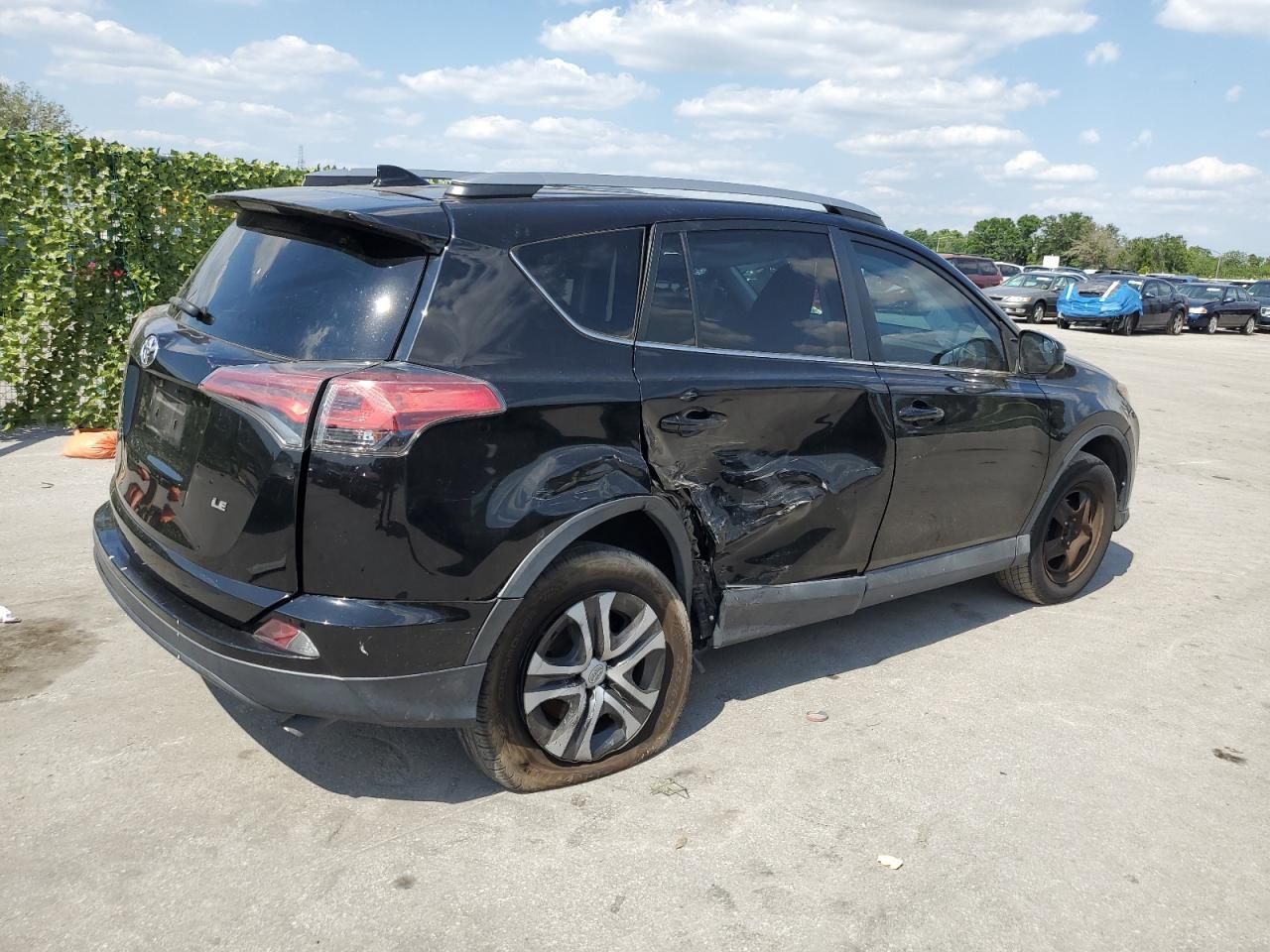 Photo 2 VIN: 2T3ZFREV2JW436392 - TOYOTA RAV 4 