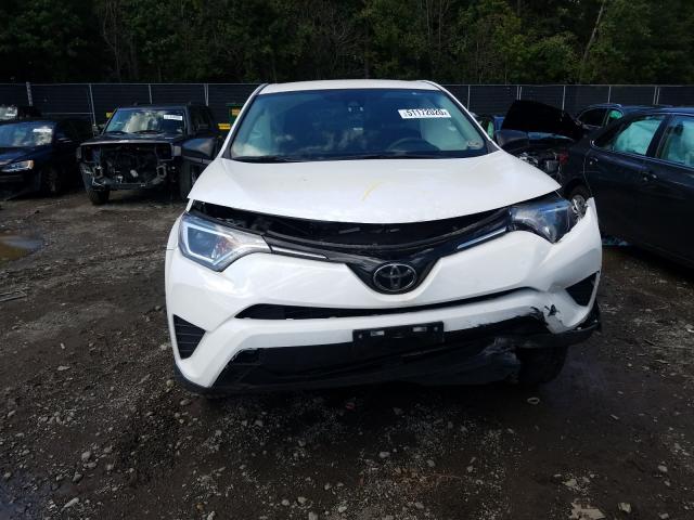 Photo 8 VIN: 2T3ZFREV2JW471580 - TOYOTA RAV4 LE 