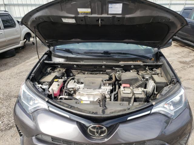 Photo 6 VIN: 2T3ZFREV2JW478996 - TOYOTA RAV4 LE 