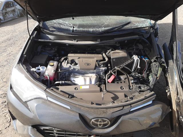 Photo 6 VIN: 2T3ZFREV2JW504500 - TOYOTA RAV4 LE 