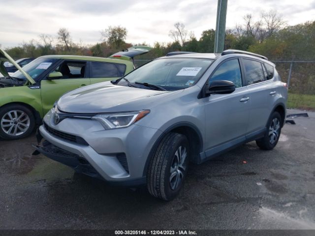 Photo 1 VIN: 2T3ZFREV2JW505503 - TOYOTA RAV4 