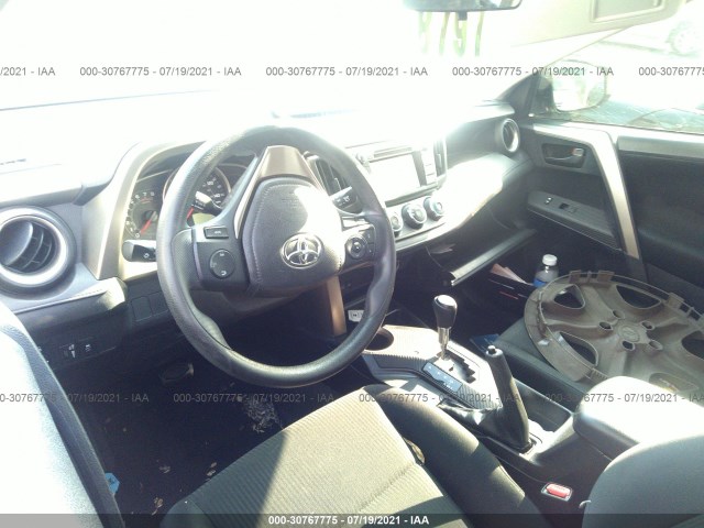 Photo 4 VIN: 2T3ZFREV3FW165320 - TOYOTA RAV4 