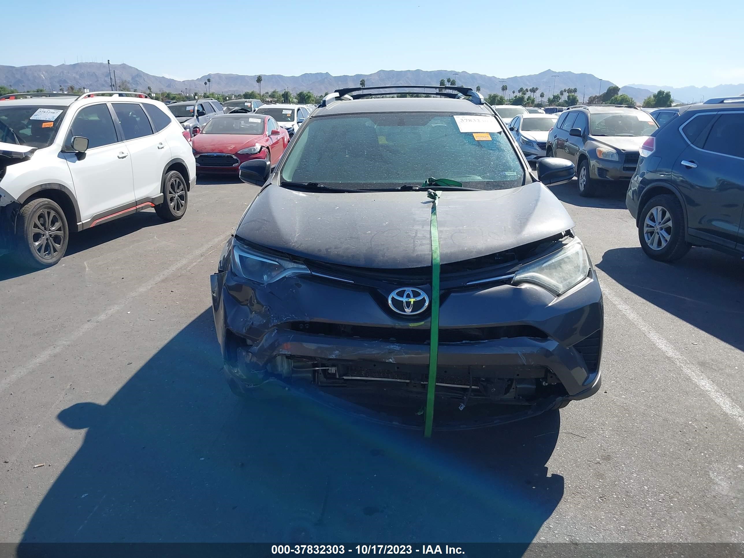 Photo 11 VIN: 2T3ZFREV3GW311135 - TOYOTA RAV 4 