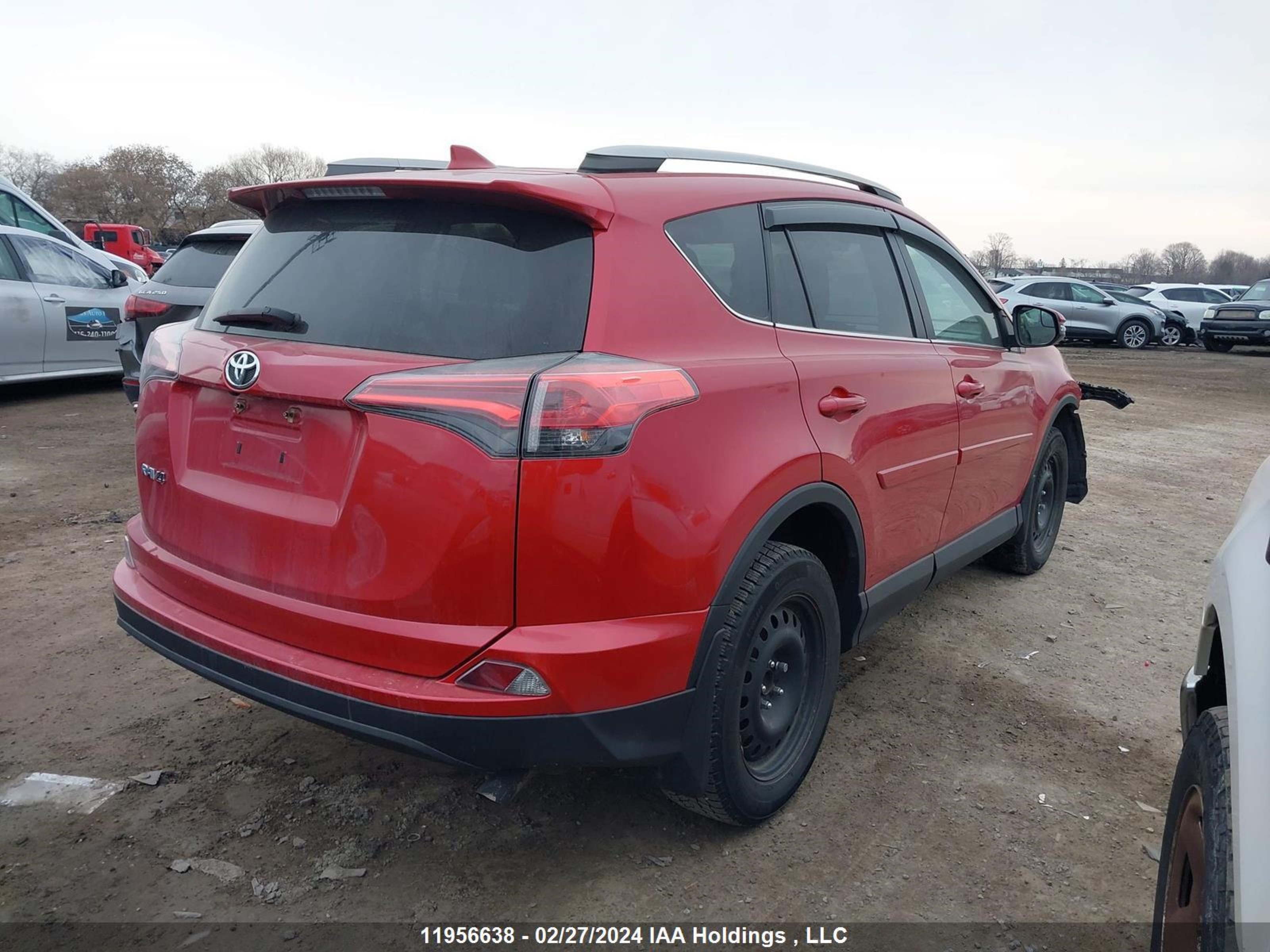 Photo 3 VIN: 2T3ZFREV3HW380215 - TOYOTA RAV 4 