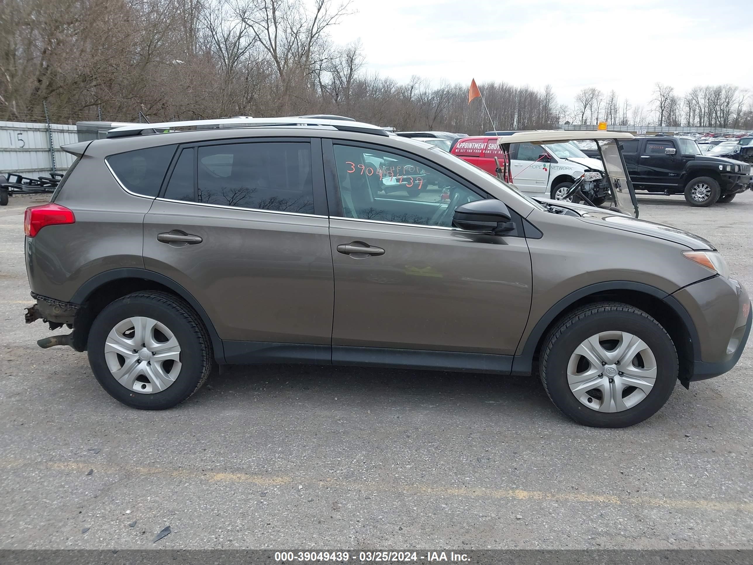 Photo 13 VIN: 2T3ZFREV4FW179467 - TOYOTA RAV 4 