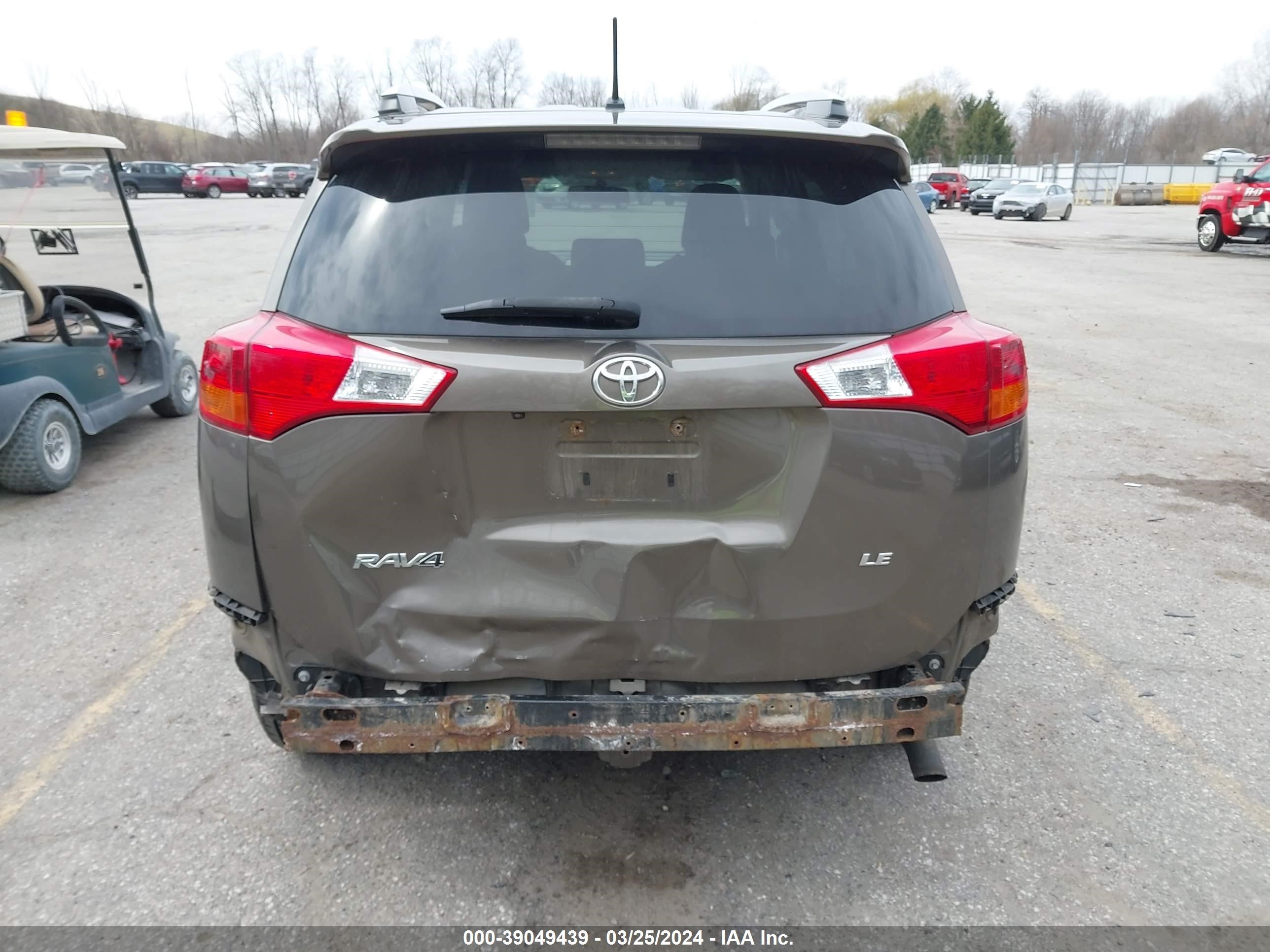 Photo 16 VIN: 2T3ZFREV4FW179467 - TOYOTA RAV 4 