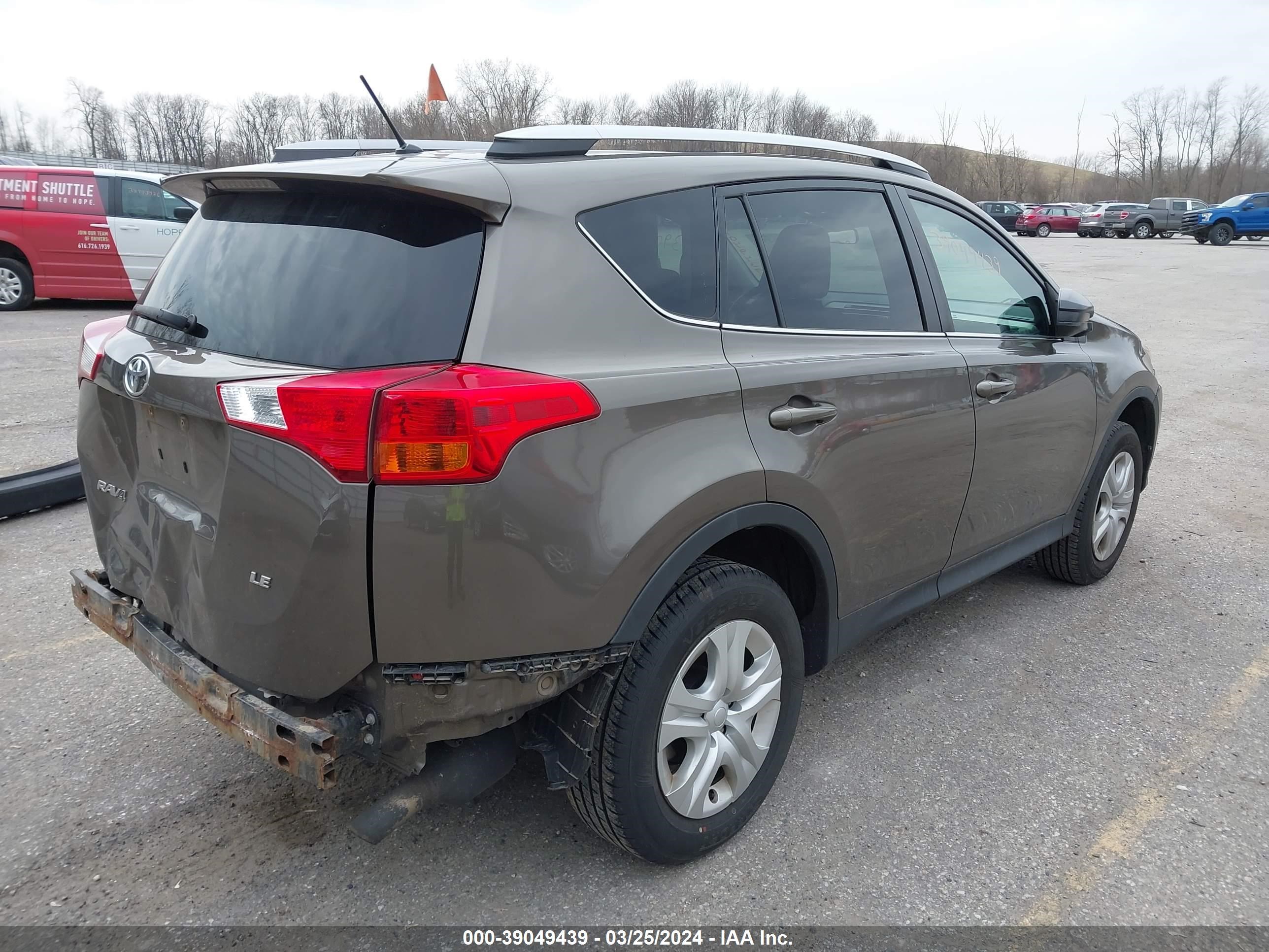 Photo 3 VIN: 2T3ZFREV4FW179467 - TOYOTA RAV 4 