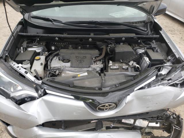 Photo 6 VIN: 2T3ZFREV4HW326440 - TOYOTA RAV4 LE 