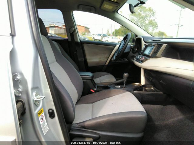 Photo 4 VIN: 2T3ZFREV5FW168011 - TOYOTA RAV4 