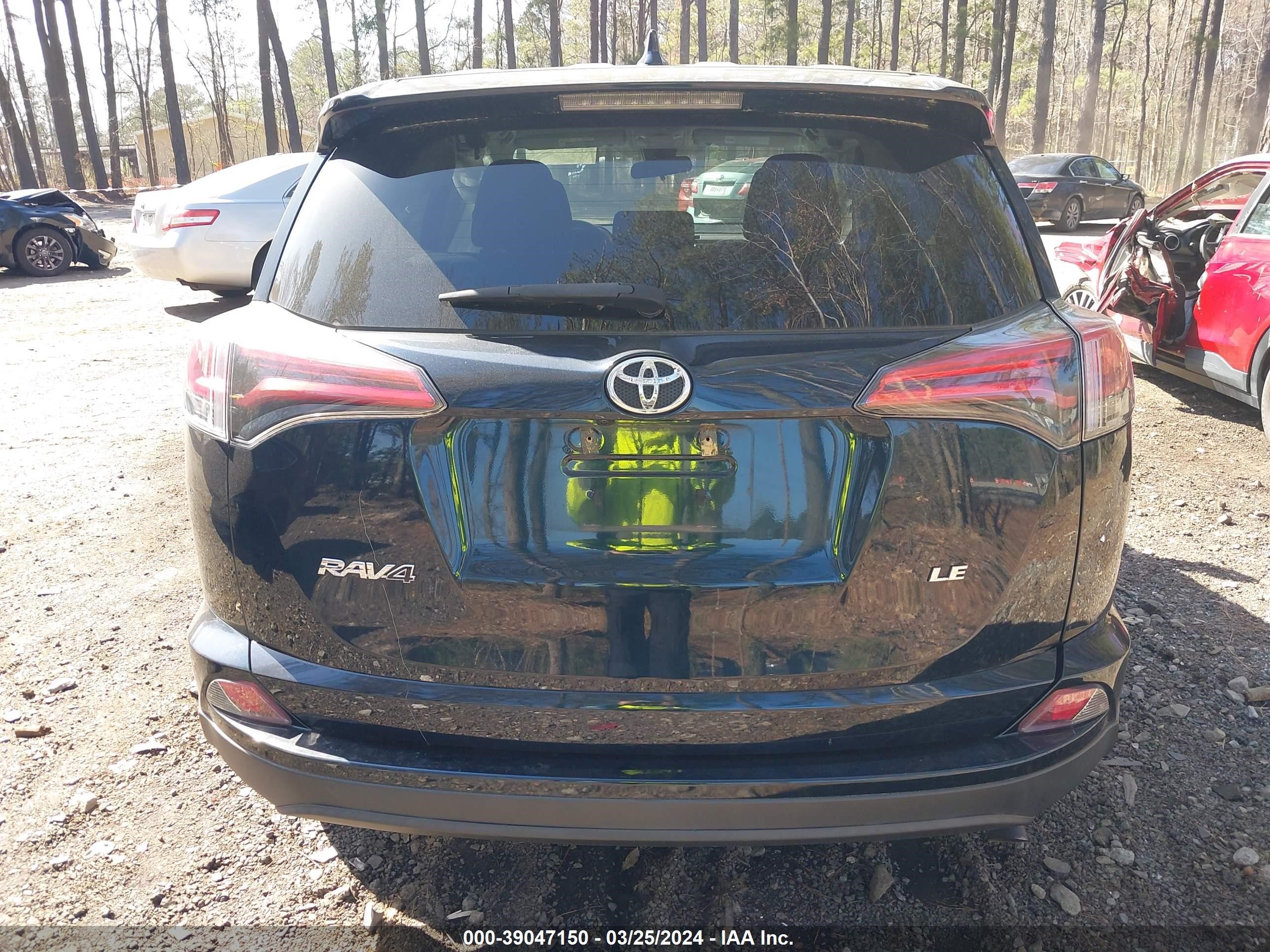 Photo 15 VIN: 2T3ZFREV5JW480337 - TOYOTA RAV 4 