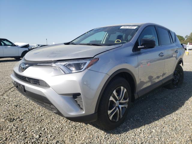 Photo 1 VIN: 2T3ZFREV6JW488088 - TOYOTA RAV4 LE 