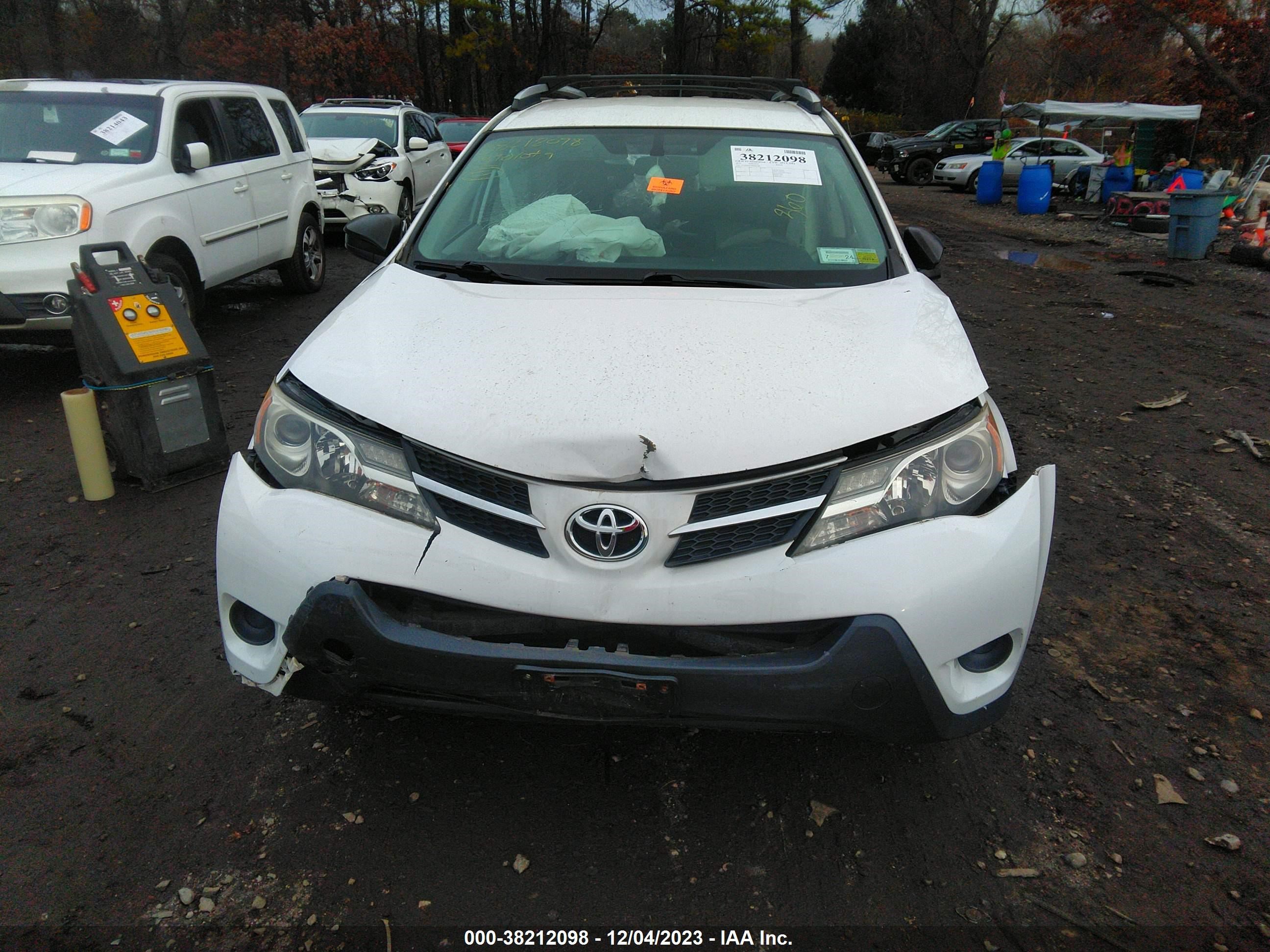 Photo 11 VIN: 2T3ZFREV7DW042780 - TOYOTA RAV 4 