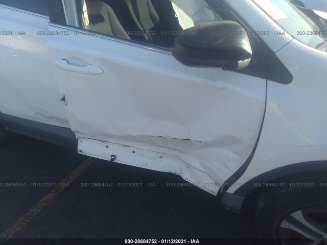 Photo 5 VIN: 2T3ZFREV7GW263347 - TOYOTA RAV4 