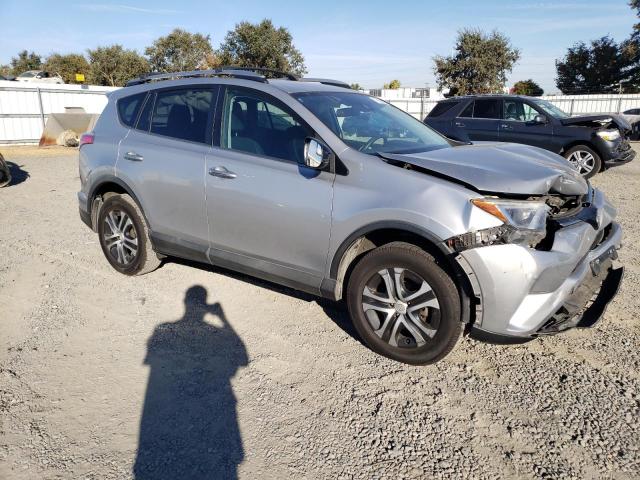 Photo 3 VIN: 2T3ZFREV7HW318929 - TOYOTA RAV4 LE 