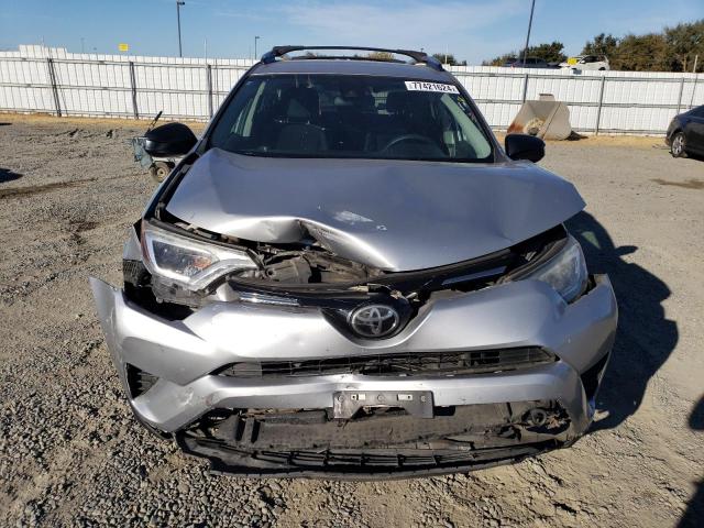 Photo 4 VIN: 2T3ZFREV7HW318929 - TOYOTA RAV4 LE 